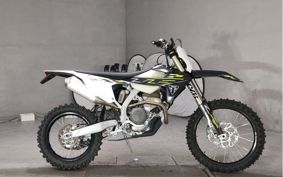 TRIUMPH TF250-E K12Y31