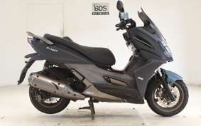 KYMCO K-XCT 125 i