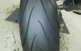 YAMAHA FZS1000 FAZER 2001 RN061