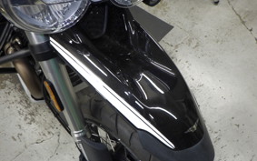 MOTO GUZZI V85 TT 2022