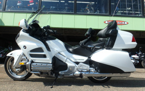 HONDA  GOLDWING < AIRBAG * NAVIGATION > 2013 SC68