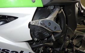 KAWASAKI ZX 10 NINJA R 2010