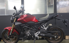 HONDA CB250R MC52