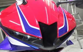 HONDA CBR600RR 2024 PC40