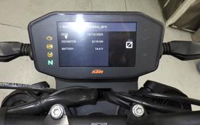 KTM 890 DUKE 2022