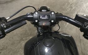 HARLEY FXBRS1870 YHK