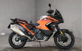 KTM 1290 SUPER ADVENTURE S 2025 V7940
