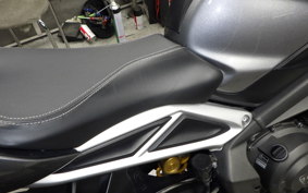 TRIUMPH STREET TRIPLE RS 2021