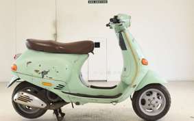 VESPA 125 ET4