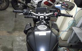 HONDA CB650R E-Clutch 2024 RH17