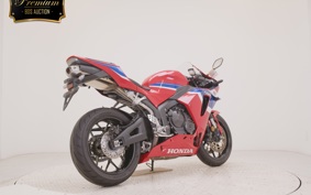 HONDA CBR600RR 2024 PC40