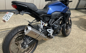 HONDA CB250R MC52