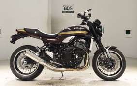 KAWASAKI Z900RS 2025 ZR900K