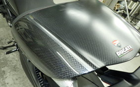 DUCATI DIAVEL Carbon 2011