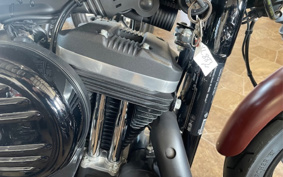 HARLEY XL883N 2018 LE2