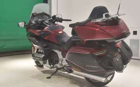 HONDA GL 1800 GOLD WING TOUR DCT SC79