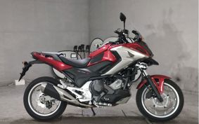HONDA NC750X DCT 2017 RC90