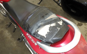 SUZUKI GSR250