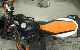 KTM 890 SMT 2023