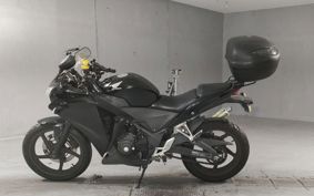 HONDA CBR250R MC41