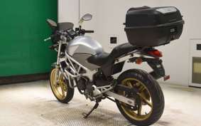HONDA VTR 250 Gen. 2 2023 MC33