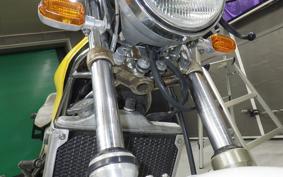 YAMAHA SDR200 2002 2TV
