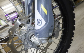 HUSQVARNA TE150I