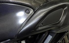 DUCATI DIAVEL Carbon 2011