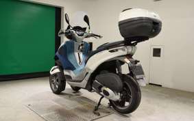 PIAGGIO MP3 300 2015