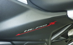 HONDA NC750X DCT LD 2016 RC90