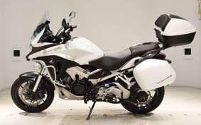 HONDA VFR800X 2018 RC80