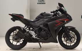 YAMAHA YZF-R25 A 2020 RG10J