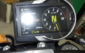 TRIUMPH SCRAMBLERナイトシフト 2024