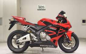 HONDA CBR600RR GEN 2 2005 PC37