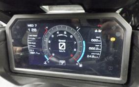 YAMAHA T-MAX 560 T 2025 SJ21J