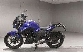 YAMAHA FZ25 RG69