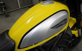 DUCATI SCRAMBLER ICON 2023