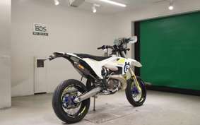 HUSQVARNA TE250I 2024