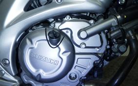 SUZUKI ｸﾞﾗﾃﾞｨｳｽ400 2010 VK58A