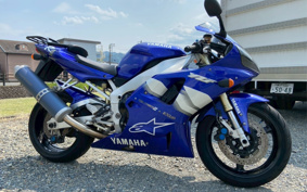 YAMAHA YZF-R1 2000 RN04