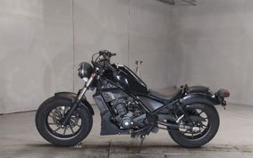 HONDA REBEL MC49
