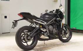 TRIUMPH STREET TRIPLE RS 2021
