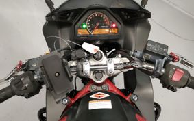 HONDA VTR 250 F MC33