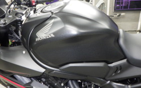 HONDA CBR650R E-Clutch 2026 RH17