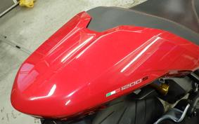 DUCATI M1200 S 2019