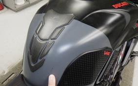 DUCATI STREETFIGHTER V4 S 2025