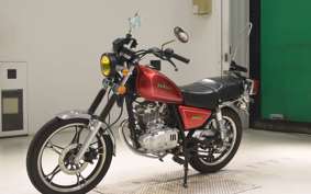 SUZUKI GN125 2015