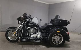 HARLEY  HARLEY FLHTCUTG1690 TRIKE  MAL