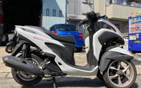 YAMAHA TRICITY 125 SE82J