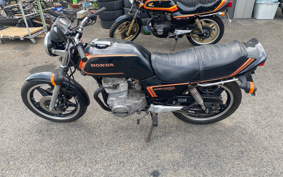 HONDA CB250 MC03